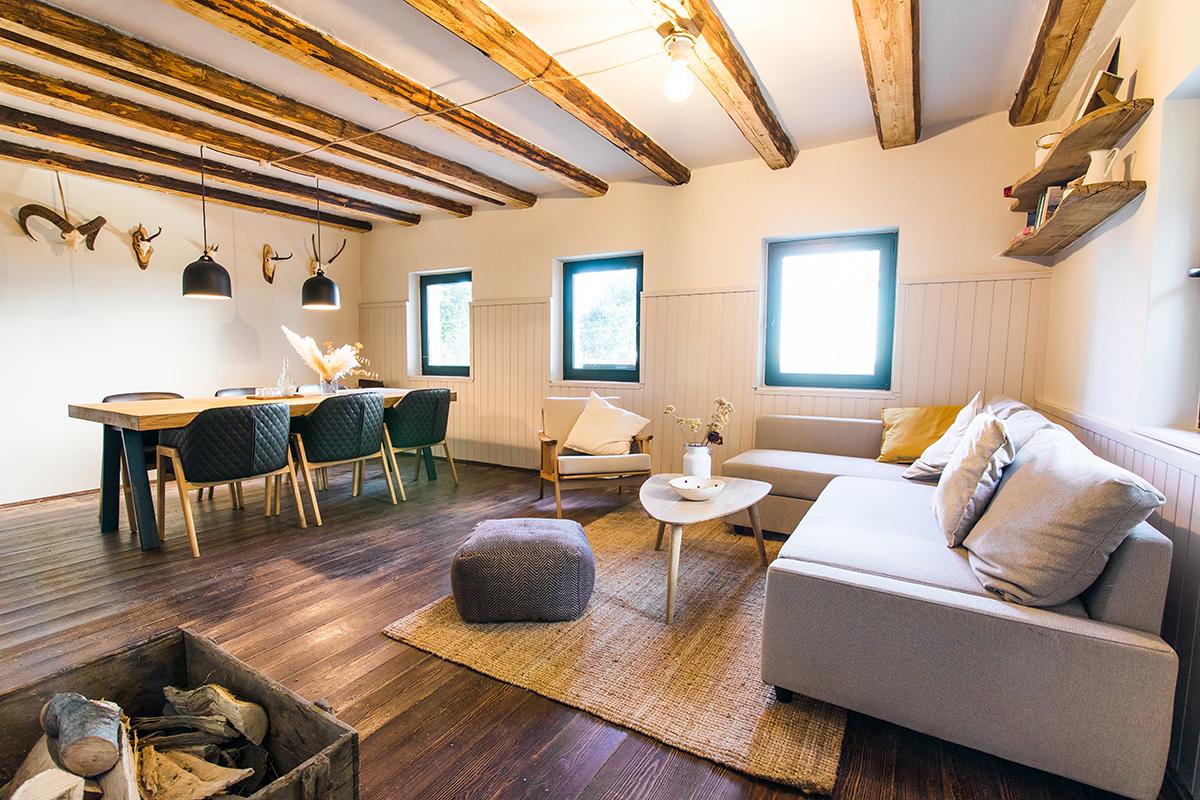 Off-grid holiday house Stador